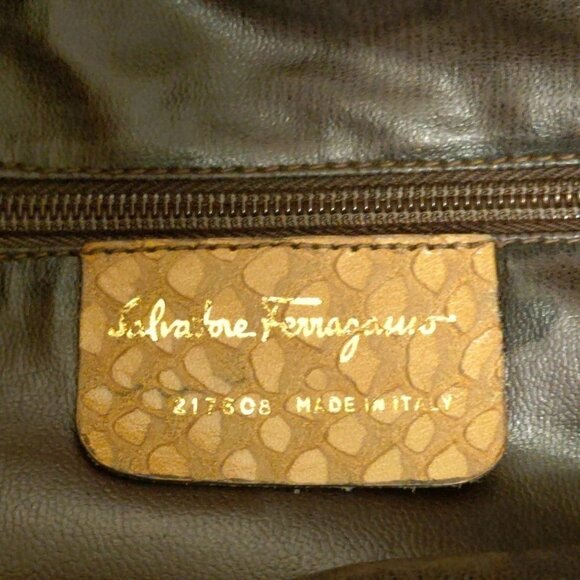 Salvatore Ferragamo - Light Brown Leather Shoulder Bag - Picture 7 of 9